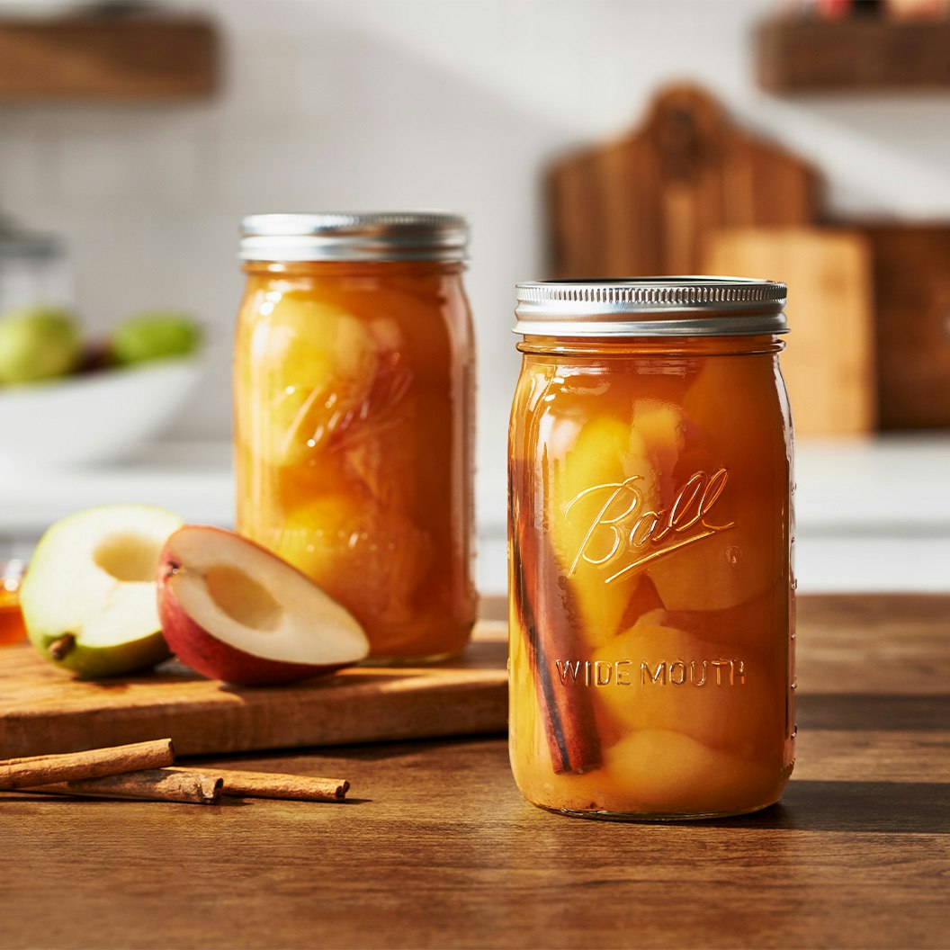 Cinnamon Pears in Apple Juice