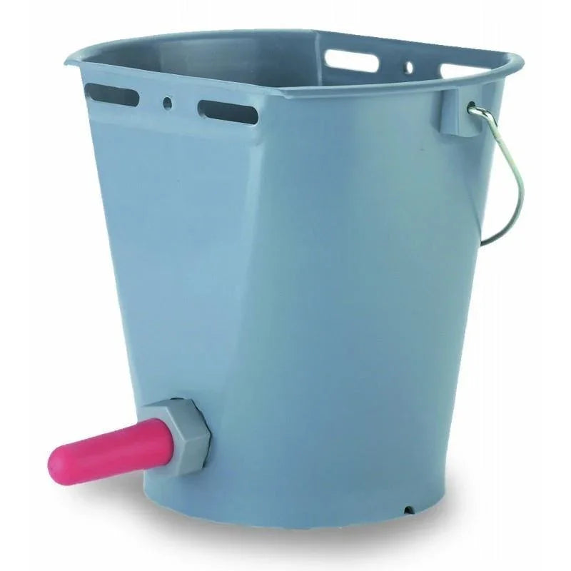 Calf Bucket 8 Litres