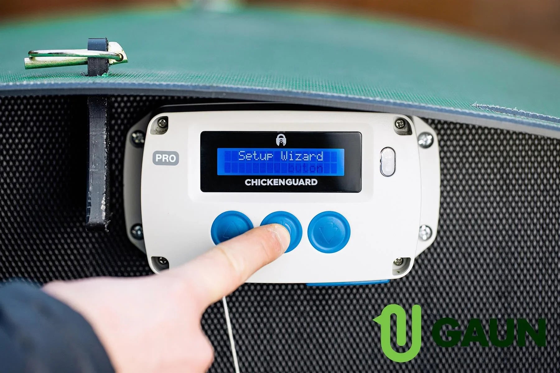 AUTOMATIC CHICKEN COOP OPENER