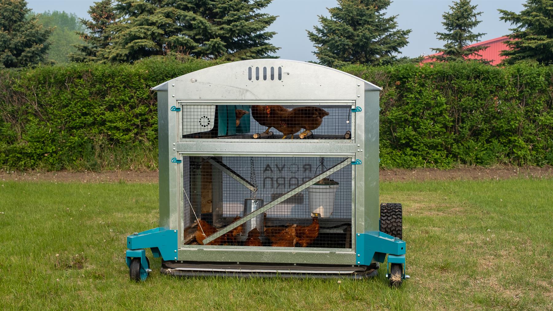 ROVA|BARN Micro – Solar-Powered, Self-Moving Smart Coop for Up to 12 Hens