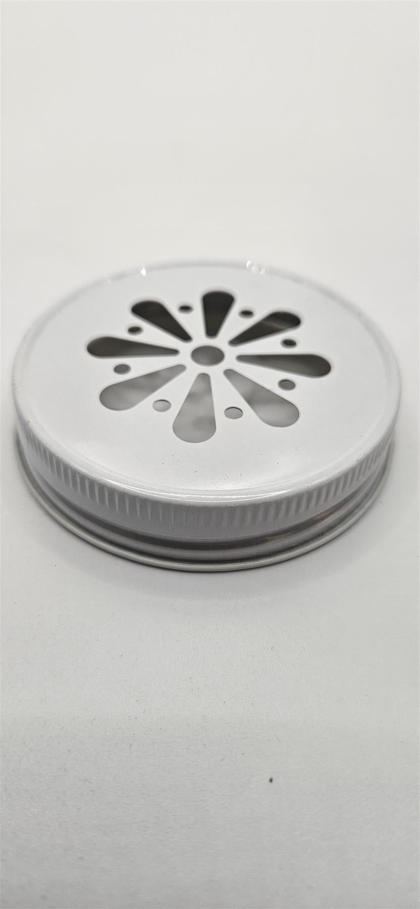 Daisy Lid in White (Single)