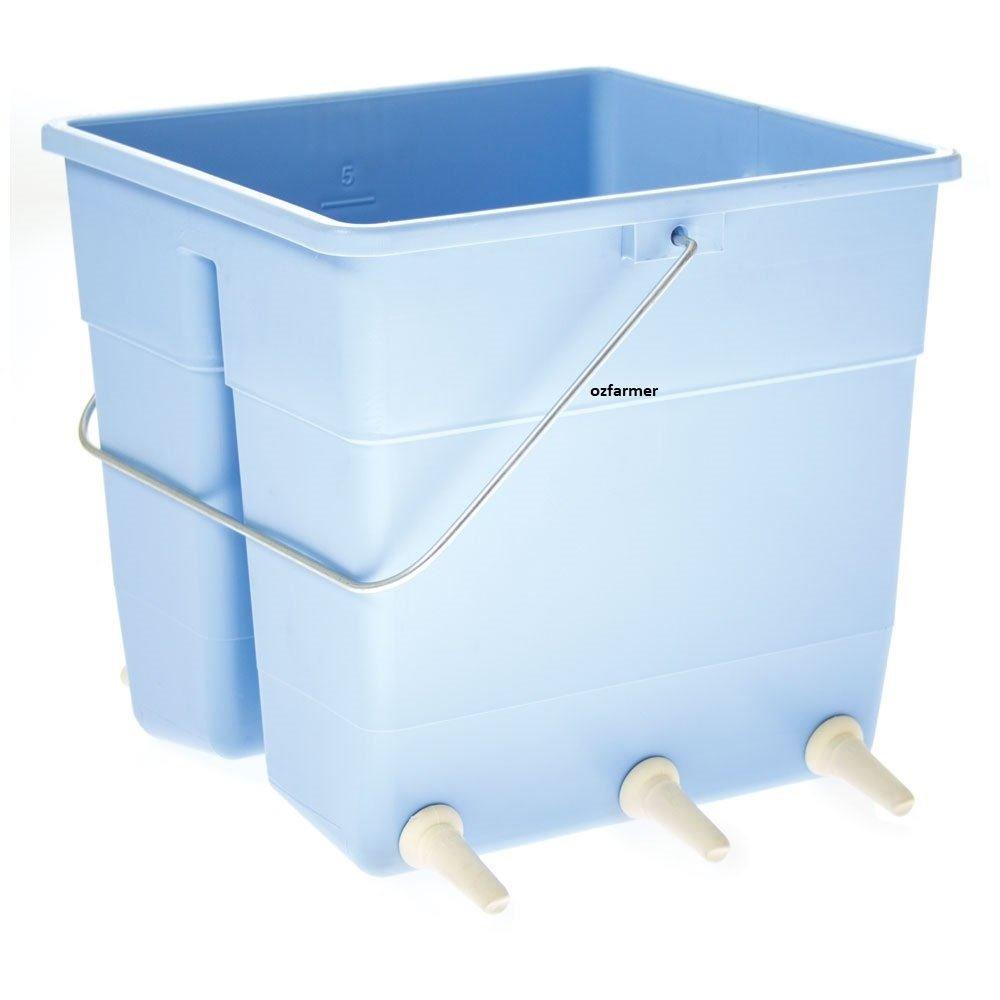 Lamb Feeding Bucket with Excal teats - OzFarmer